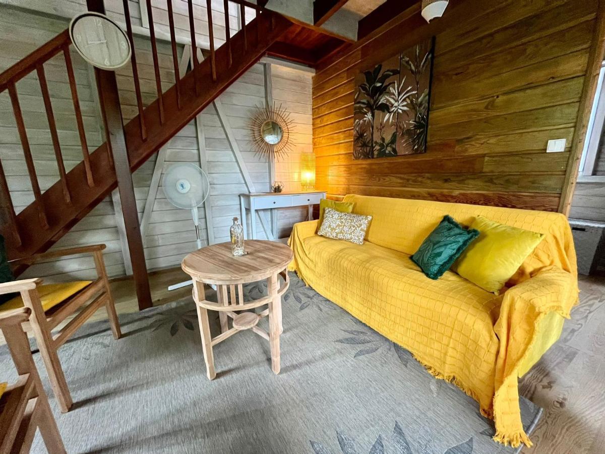 Mahogany Lodge - Oasis Cosy Rivière-Pilote Esterno foto